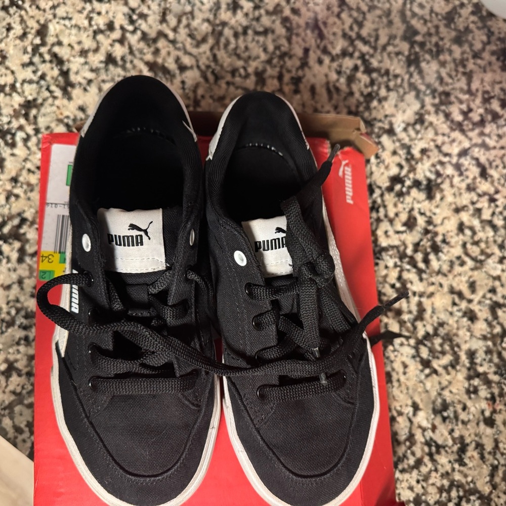 Puma Classic Black Canvas Sneakers Kids 3C